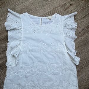 Adiva Elegant White Blouse